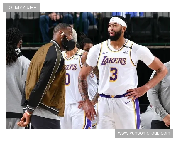 詹姆斯领衔湖人调整阵容 新赛季NBA格局或迎重大变化